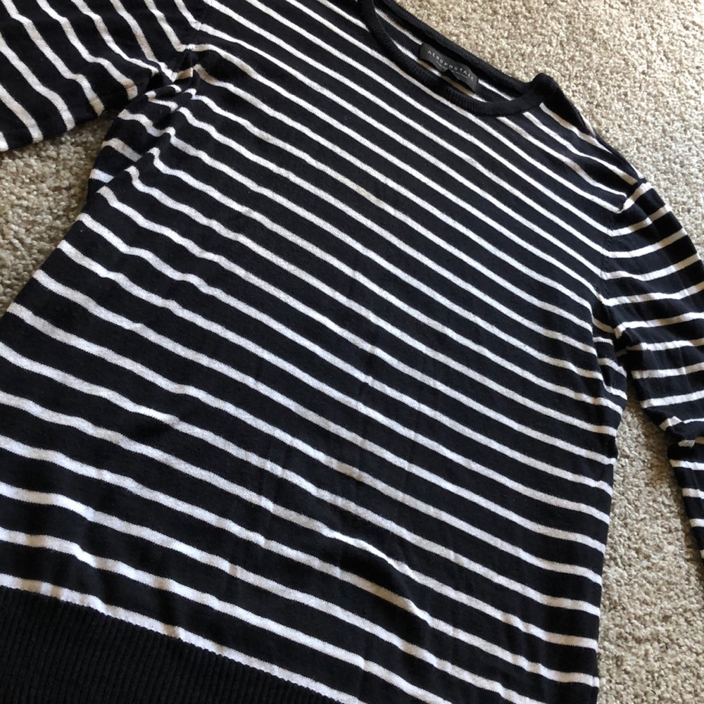 Sweater - Picture 3 of 6